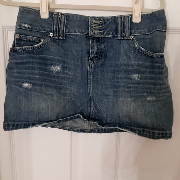LONDONJEAN Distressed Blue Mini Skirt - Picture 1 of 3